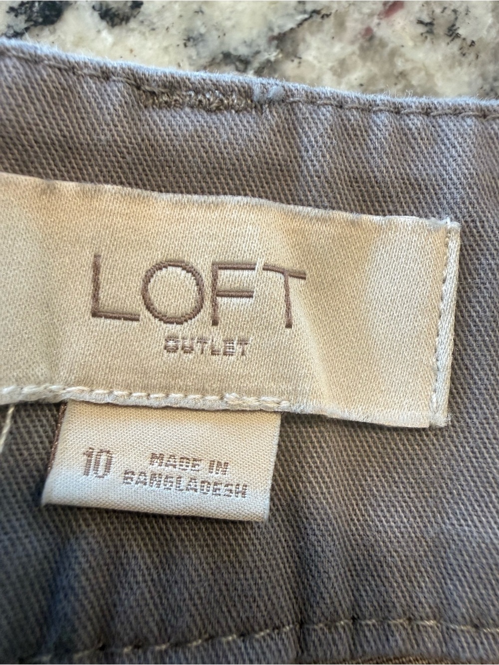 LOFT Taupe Mid-Rise Chino Shorts 10 - Picture 7 of 14